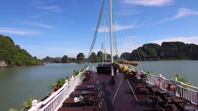 Vietnam en privado - Blogs de Vietnam - Bahía de Halong: Pueblo flotante (2)